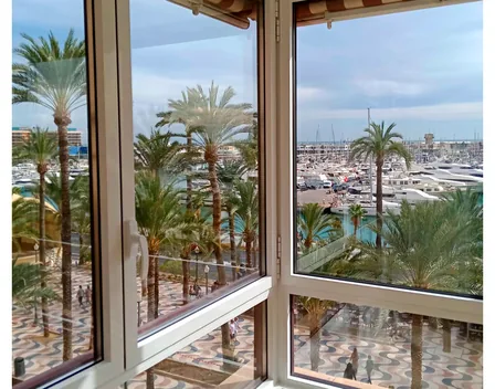 Cerramientos y Carpintería de Aluminio y Metal en Alicante – toldos en Alicante