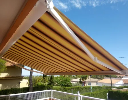 Toldos MYA – toldos en Carcaixent (foto 3 de 10)